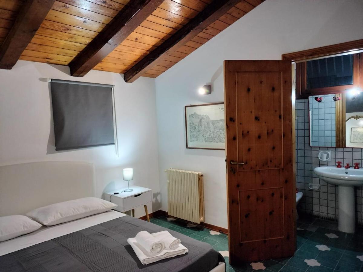 Villa Letizia Rooms & Apartments Noto Kültér fotó