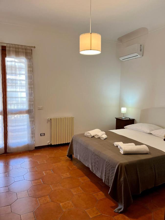 Villa Letizia Rooms & Apartments Noto Kültér fotó
